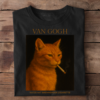 Katze mit brennender Zigarette  T-Shirt